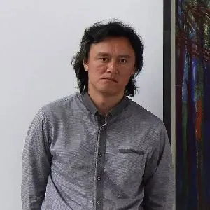 方亮