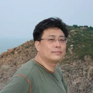 于新建