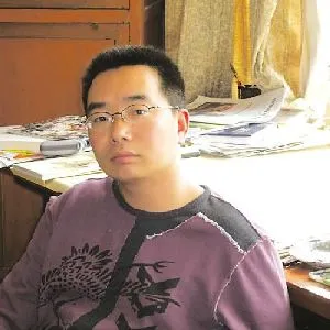 张卫