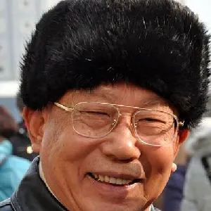 黄润华