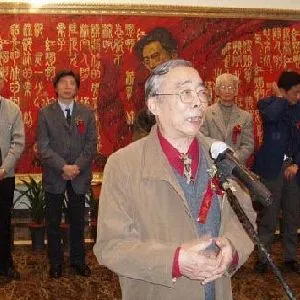 闻立鹏