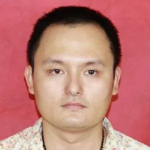 卢诚霖
