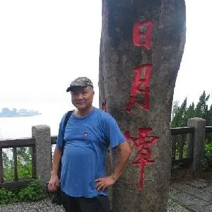 韦振中