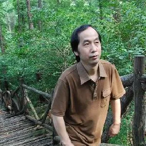 张伟平