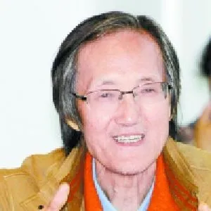 王炜