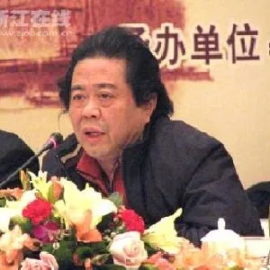 刘健