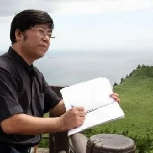 孔维克