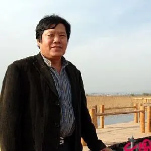 郭鸿春