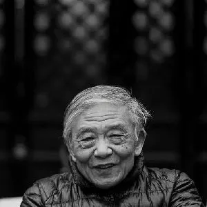 薄松年