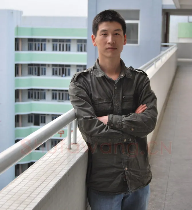 硬笔书法家(杨岳歆)人物介绍及硬笔书法作品欣赏