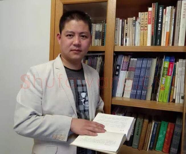 硬笔书法家(张则鹏)人物介绍及硬笔书法作品欣赏