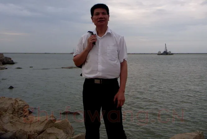 硬笔书法家(朱志仁)人物介绍及硬笔书法作品欣赏