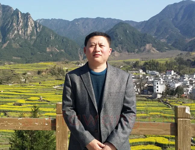 硬笔书法家(钟金波)人物介绍及硬笔书法作品欣赏