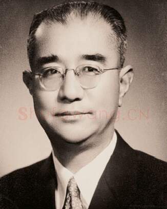 近现代书法家潘伯鹰画像简介,潘伯鹰书法作品图片