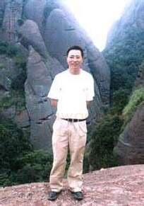 硬笔书法家(陈远鸣)人物介绍及硬笔书法作品欣赏