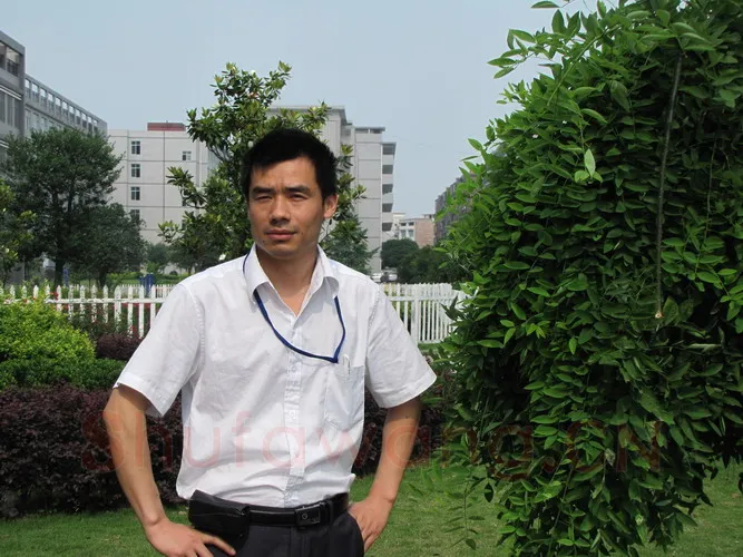 硬笔书法家(陈伟平)人物介绍及硬笔书法作品欣赏