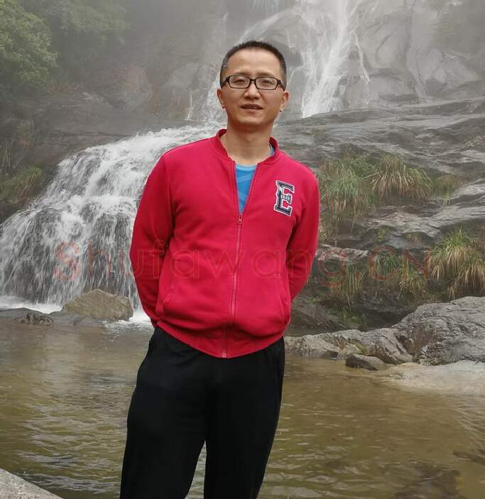 硬笔书法家(胡俊辉)人物介绍及硬笔书法作品欣赏