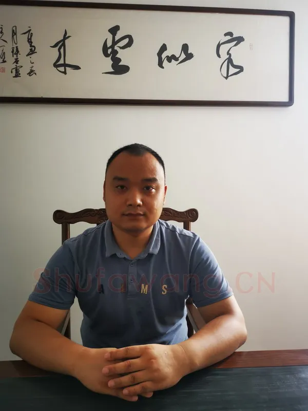 硬笔书法家(胡守峰)人物介绍及硬笔书法作品欣赏