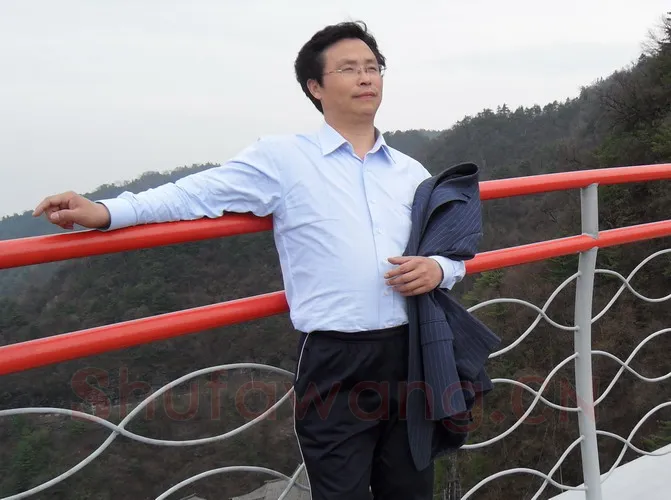 硬笔书法家(路传辉)人物介绍及硬笔书法作品欣赏