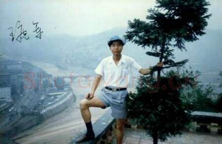 硬笔书法家(王虎军)人物介绍及硬笔书法作品欣赏