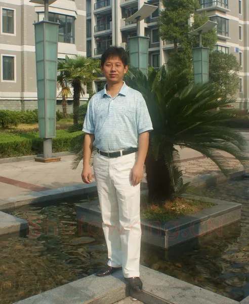 硬笔书法家(王晓丰)人物介绍及硬笔书法作品欣赏