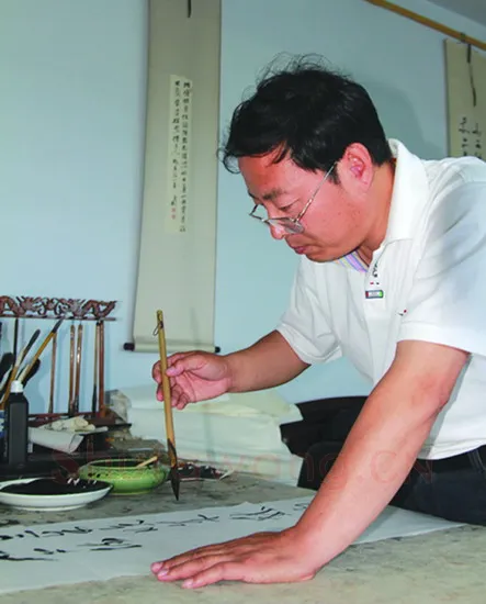 硬笔书法家(王光)人物介绍及硬笔书法作品欣赏