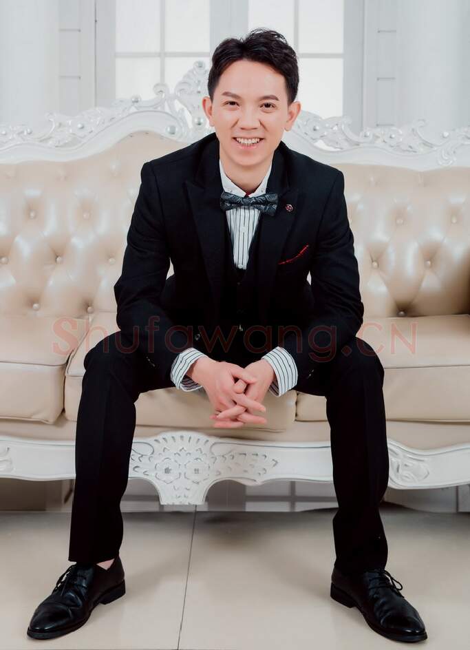 硬笔书法家(韦昌毅)人物介绍及硬笔书法作品欣赏