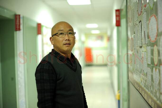 硬笔书法家(熊黎明)人物介绍及硬笔书法作品欣赏