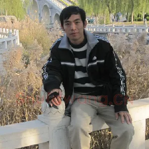 李年家
