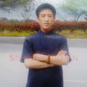 李立磐