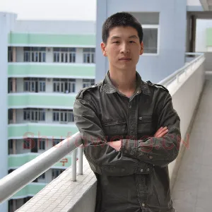 杨岳歆