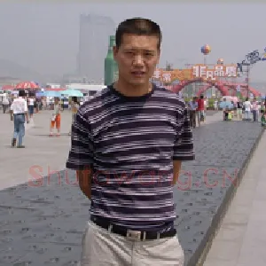 张明校
