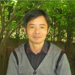 黄显平