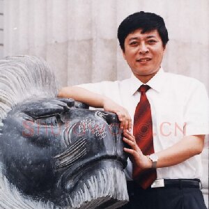 侯培良