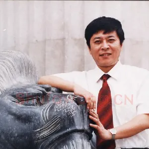 侯培良