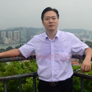李颜乾